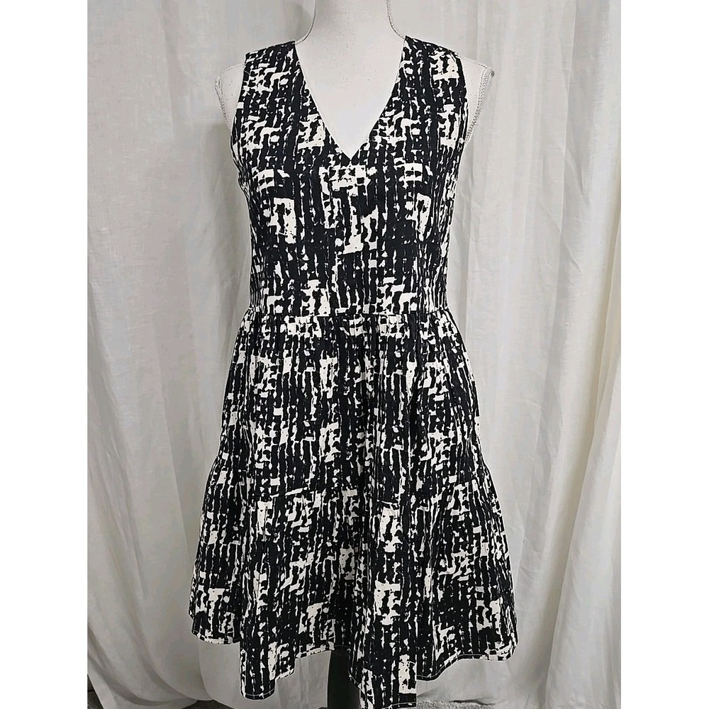 Evereve Giana Shift Sleeveless Dress‎ Lined Black Beige Women's Size XS - Picture 2 of 11